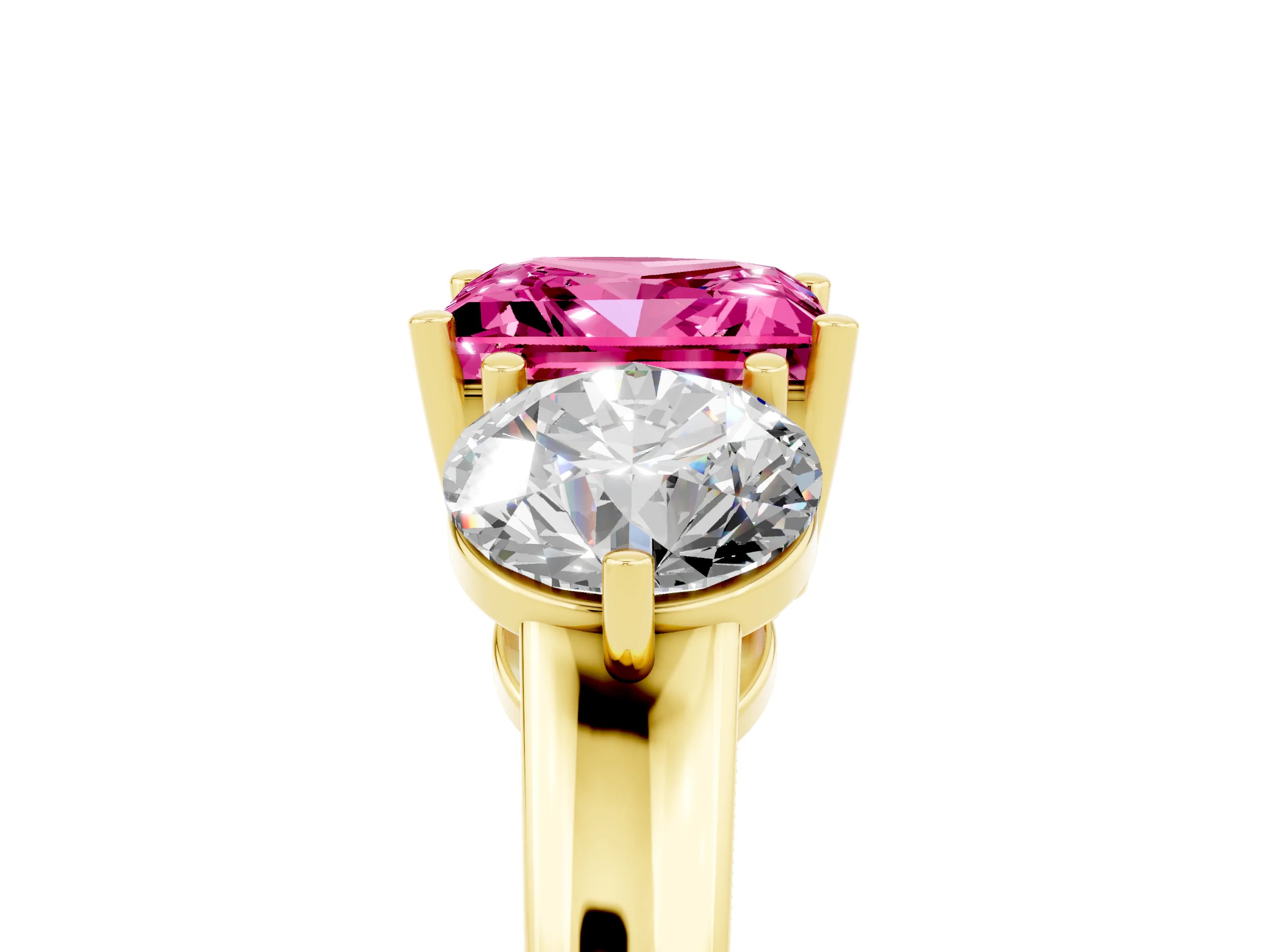 Yellow gold Princess Cut Pink Sapphire Three-Stone Ring with Prong Setting and Classic Band_5