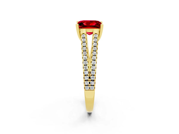Yellow gold Princess Cut Ruby Solitaire Engagement Ring with Split Shank Pavé Band