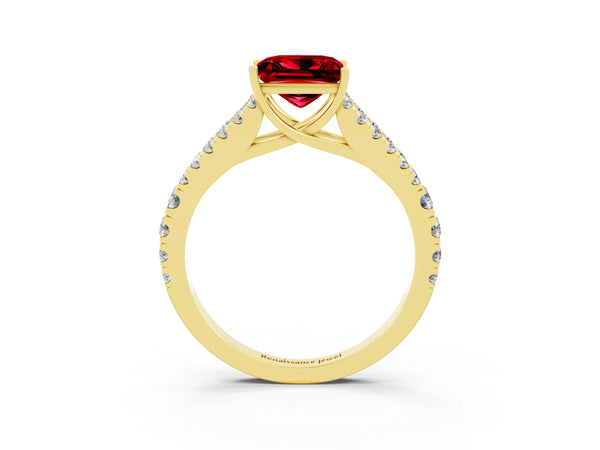 Yellow gold Princess Cut Ruby Split Shank Pavé Engagement Ring with Four-Prong Setting