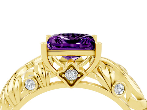 Yellow gold Princess Cut Solitaire Amethyst Leaf-Inspired Vine Band Ring with Prong Setting_4