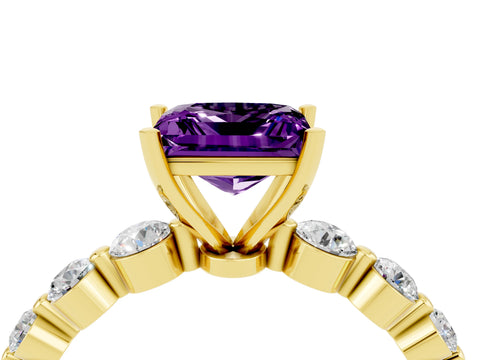 Yellow gold Princess Cut Solitaire Amethyst Ring with Pave Band and Four-Prong Setting_4
