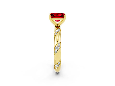 Yellow gold Princess Cut Solitaire Diamond Engagement Ring with Twisted Pave Band and Four-Prong Setting_2