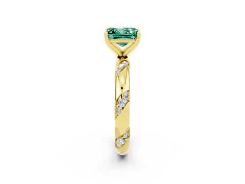 Yellow gold Princess Cut Solitaire Diamond Engagement Ring with Twisted Pave Band and Four-Prong Setting_2