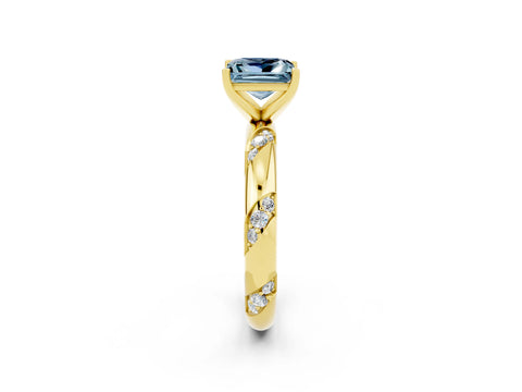 Yellow gold Princess Cut Solitaire Diamond Engagement Ring with Twisted Pave Band and Four-Prong Setting_2