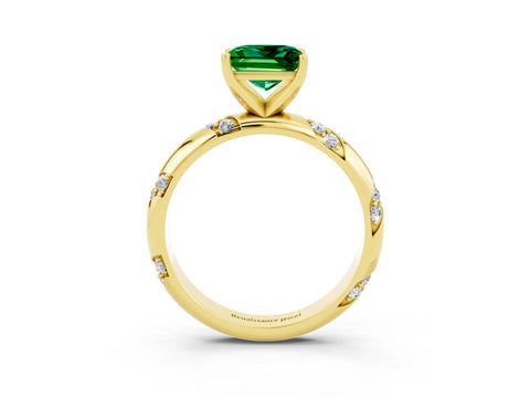 Yellow gold Princess Cut Solitaire Diamond Engagement Ring with Twisted Pave Band and Four-Prong Setting_3