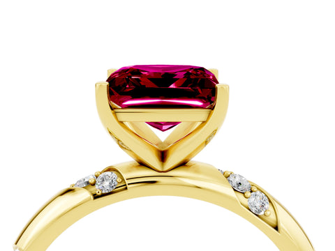 Yellow gold Princess Cut Solitaire Diamond Engagement Ring with Twisted Pave Band and Four-Prong Setting_4