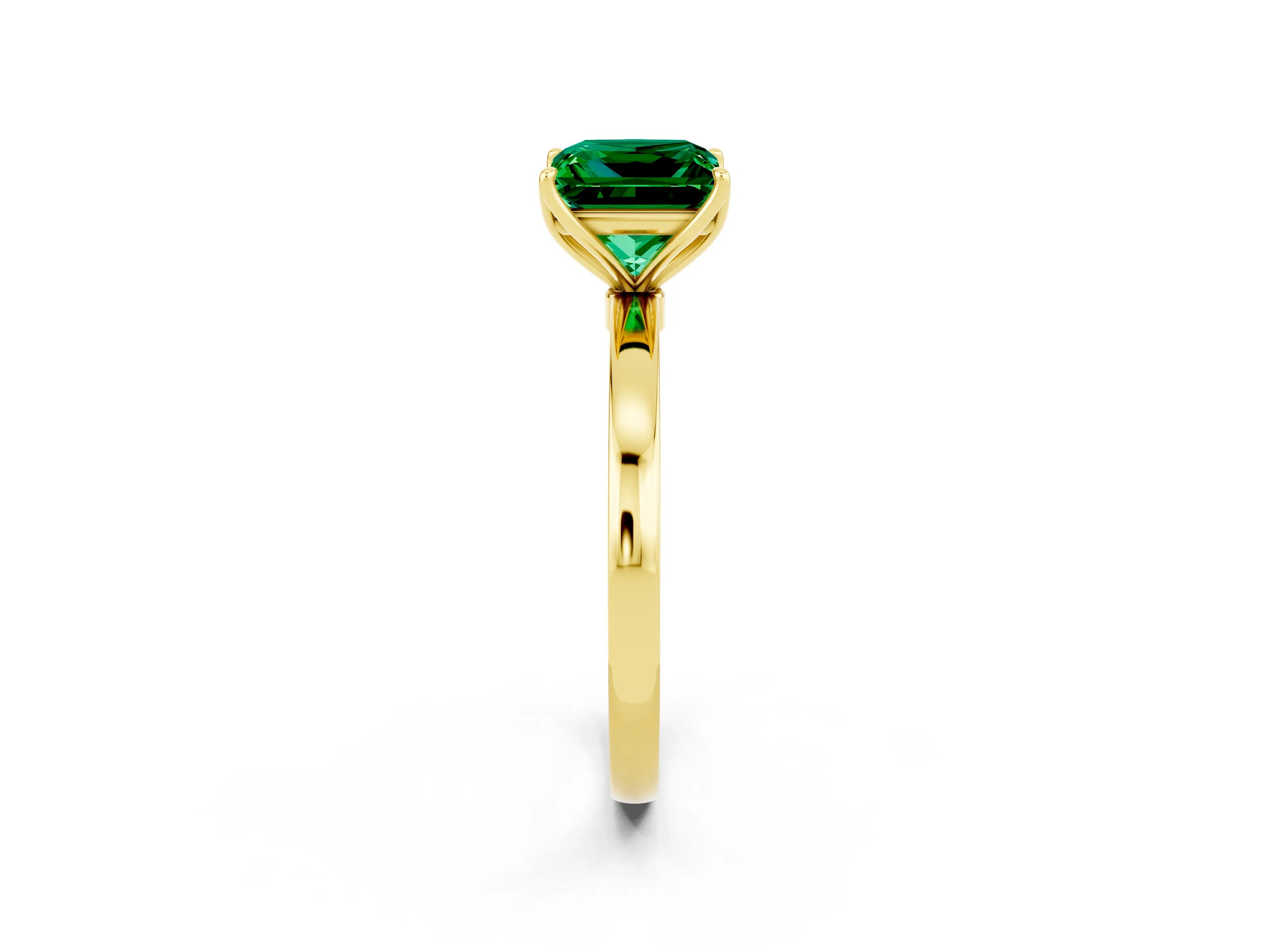 Yellow gold Princess Cut Solitaire Diamond Ring with Thin Band and Four-Prong Setting_2