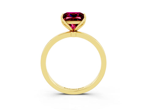 Yellow gold Princess Cut Solitaire Diamond Ring with Thin Band and Four-Prong Setting_3