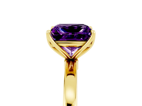 Yellow gold Princess Cut Solitaire Diamond Ring with Thin Band and Four-Prong Setting_5