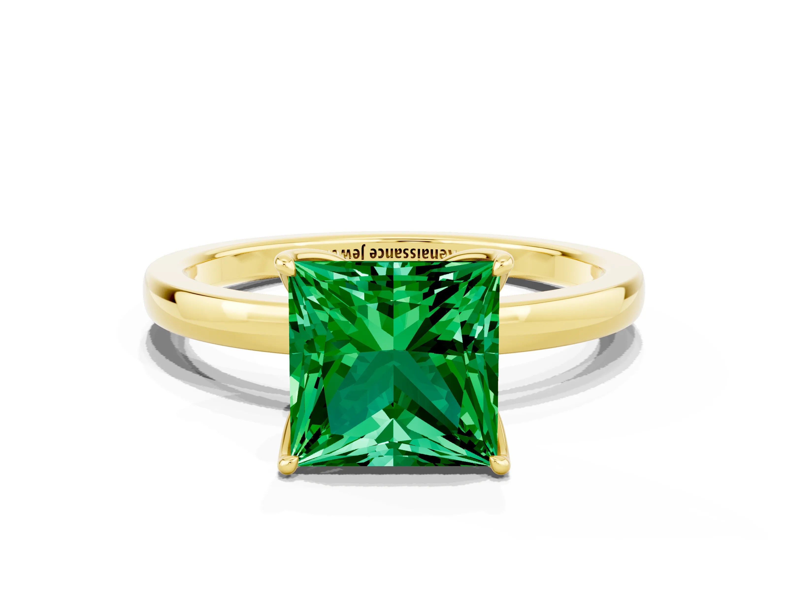 Yellow gold Princess Cut Solitaire Diamond Ring with Thin Band and Four-Prong Setting