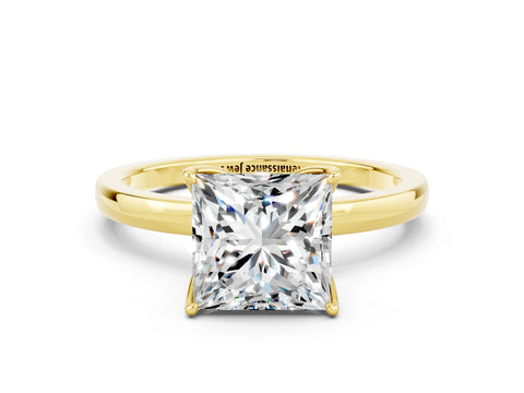 Yellow gold Princess Cut Solitaire Diamond Ring with Thin Band and Four-Prong Setting