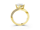 Yellow gold Princess Cut Solitaire Diamond Twist Band with Pavé Setting and Four-Prong Setting_10