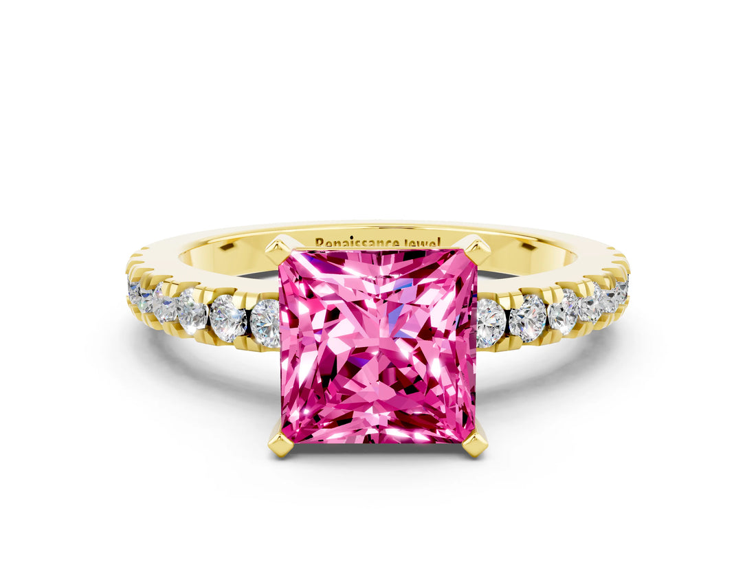 Yellow gold Princess Cut Solitaire Diamond with Pavé Band and Four-Prong Setting