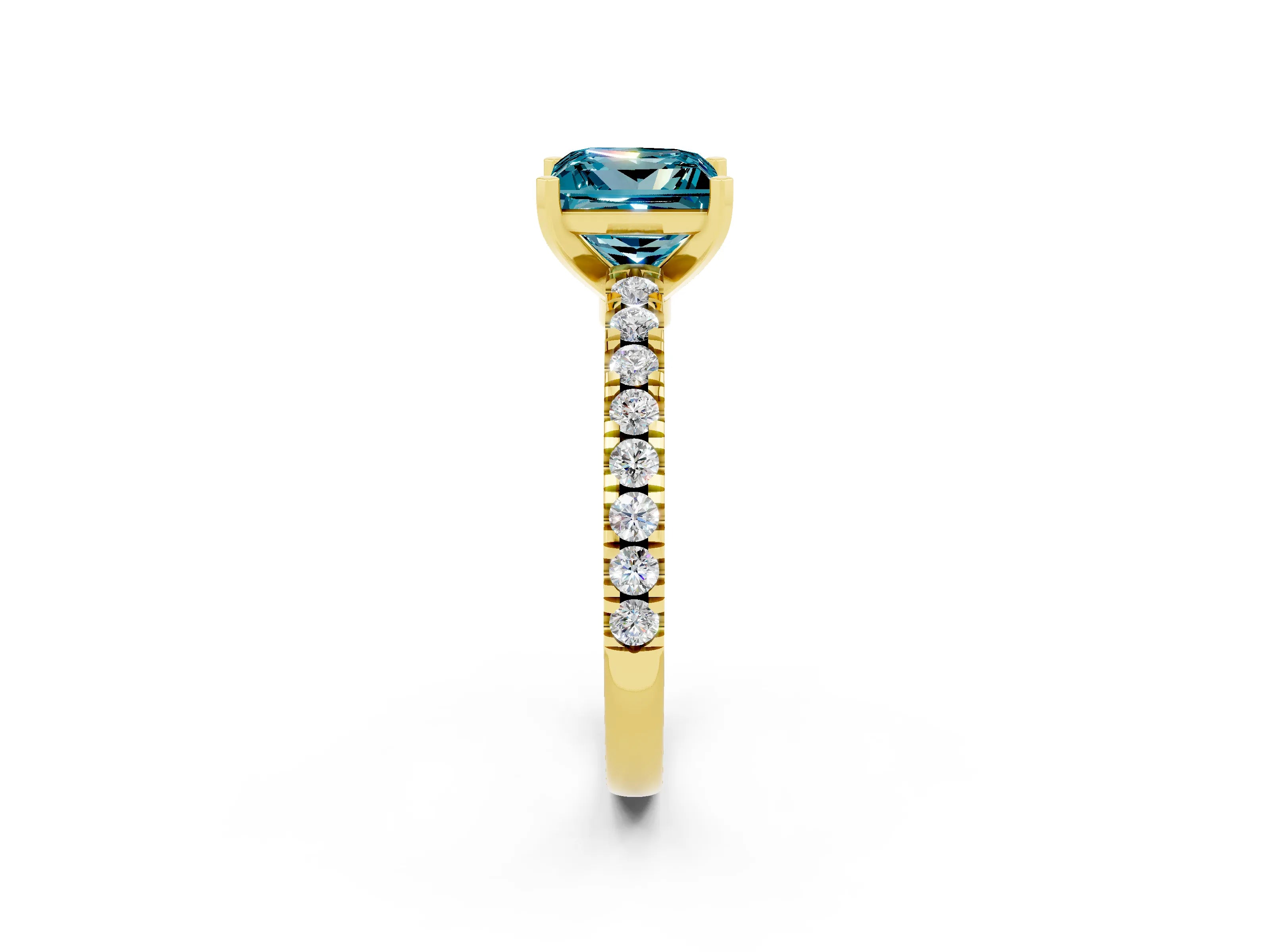 Yellow gold Princess Cut Solitaire Diamond with Pavé Band and Four-Prong Setting_2