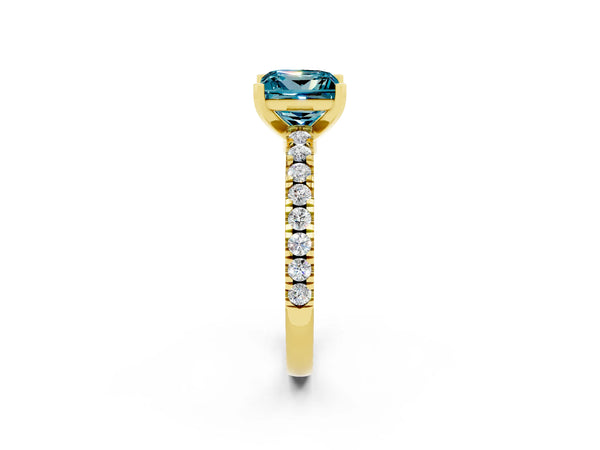Yellow gold Princess Cut Solitaire Diamond with Pavé Band and Four-Prong Setting