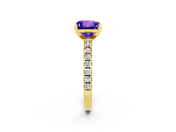 Yellow gold Princess Cut Solitaire Tanzanite with Pavé Band and Four-Prong Setting