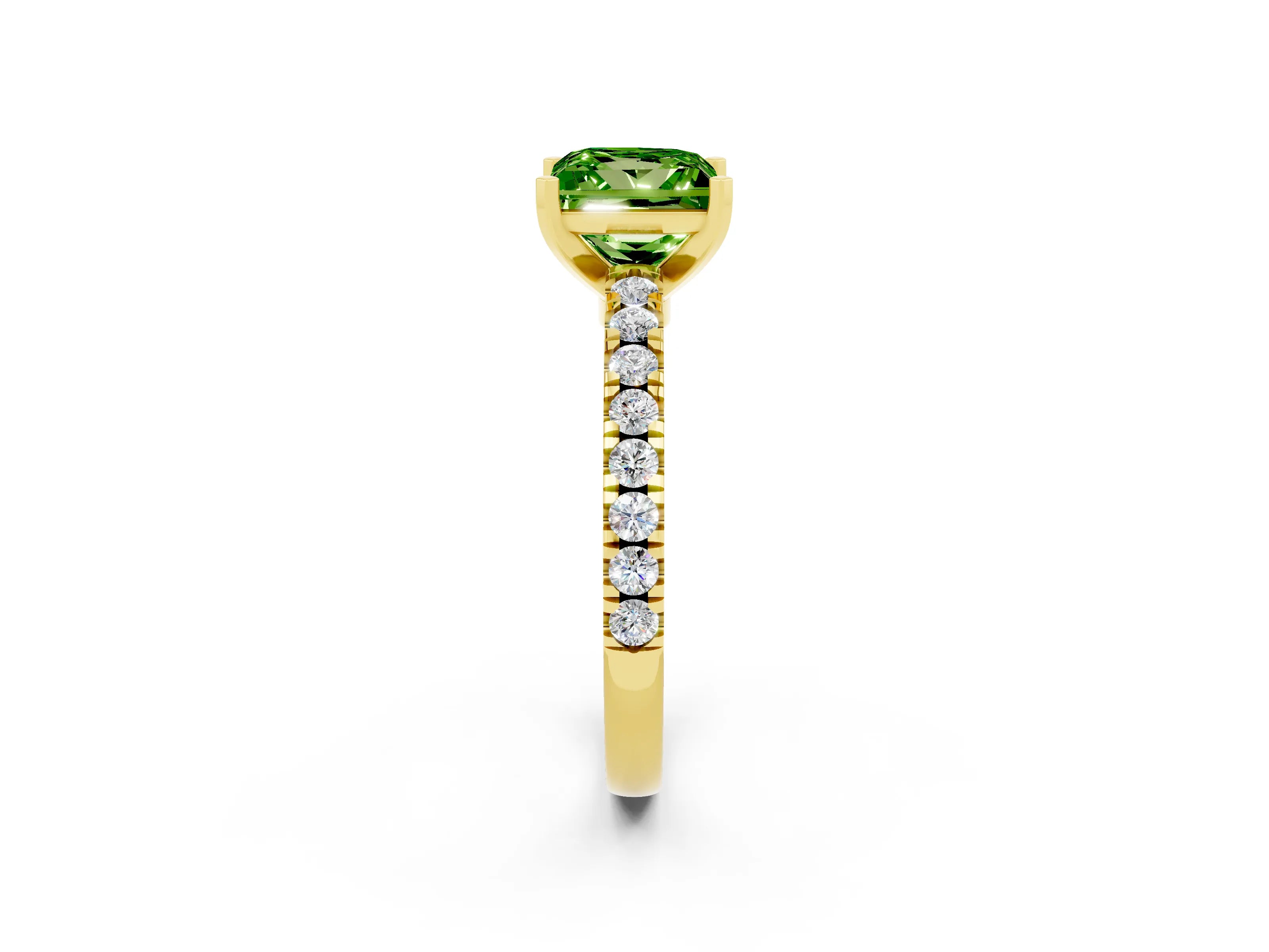 Yellow gold Princess Cut Solitaire Diamond with Pavé Band and Four-Prong Setting_2