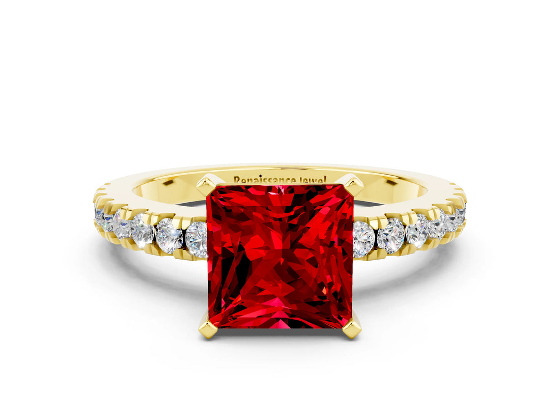 Yellow gold Princess Cut Solitaire Diamond with Pavé Band and Four-Prong Setting