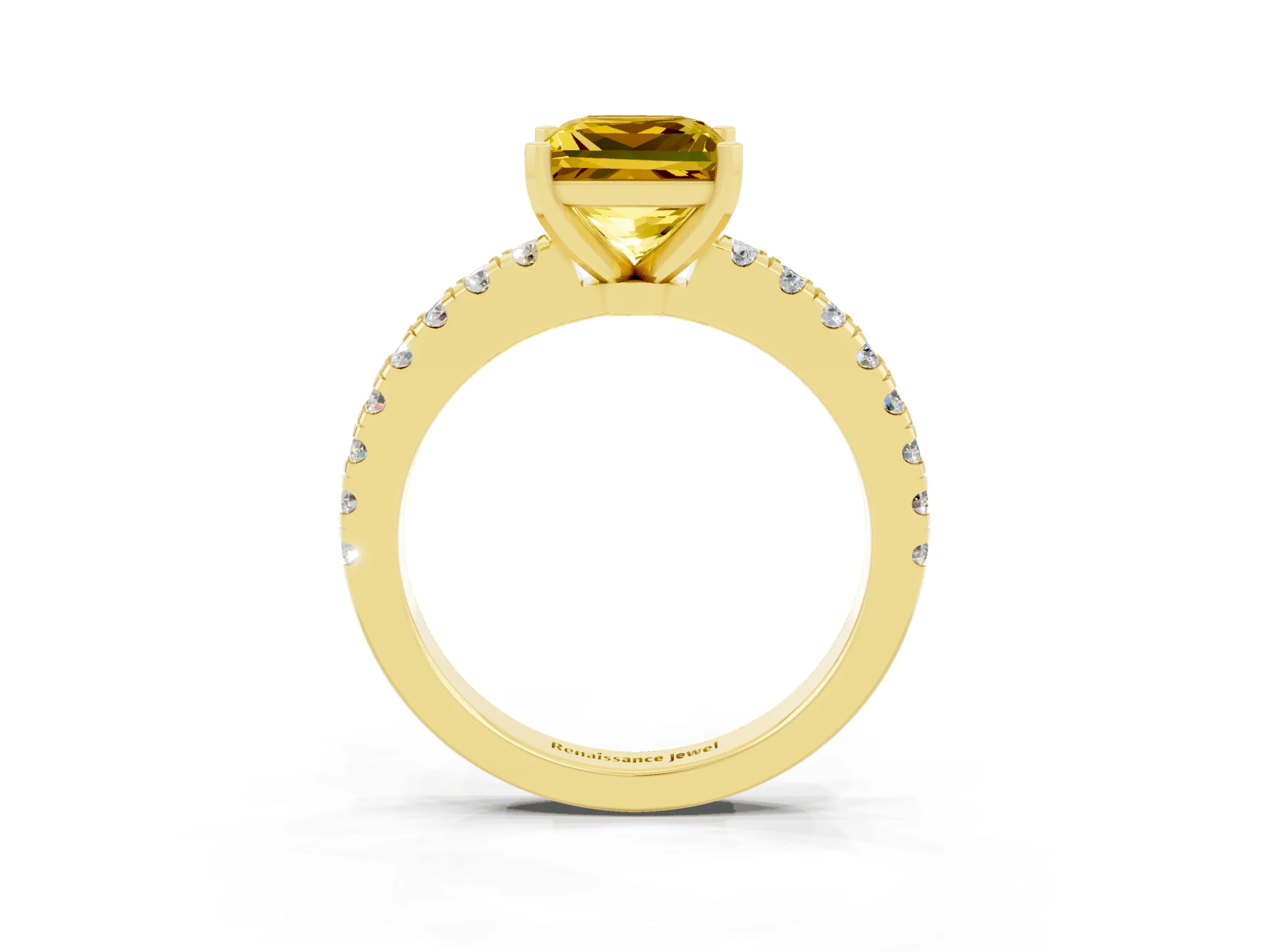 Yellow gold Princess Cut Solitaire Diamond with Pavé Band and Four-Prong Setting_3