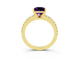 Yellow gold Princess Cut Solitaire Diamond with Pavé Band and Four-Prong Setting_3