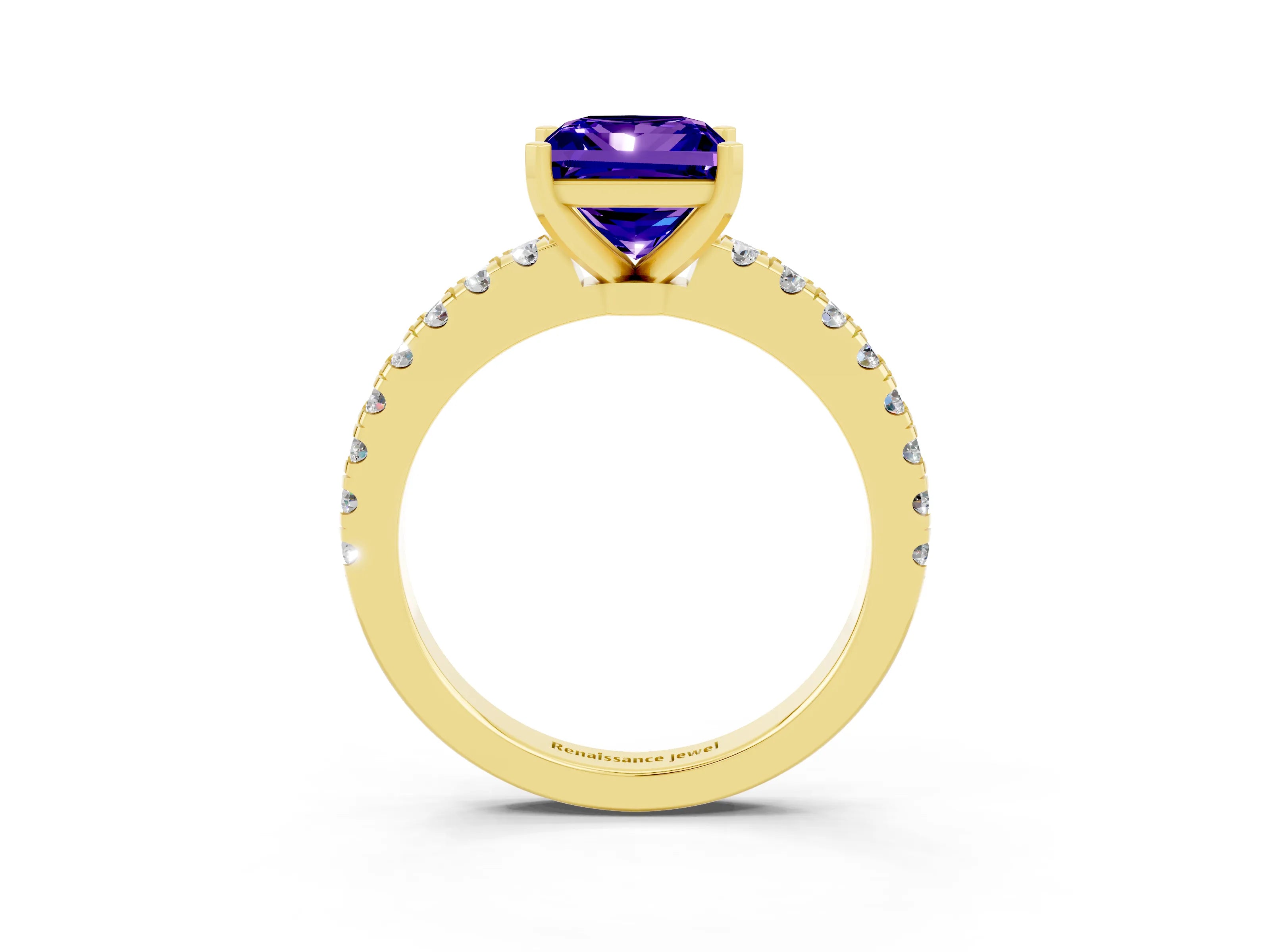 Yellow gold Princess Cut Solitaire Diamond with Pavé Band and Four-Prong Setting_3