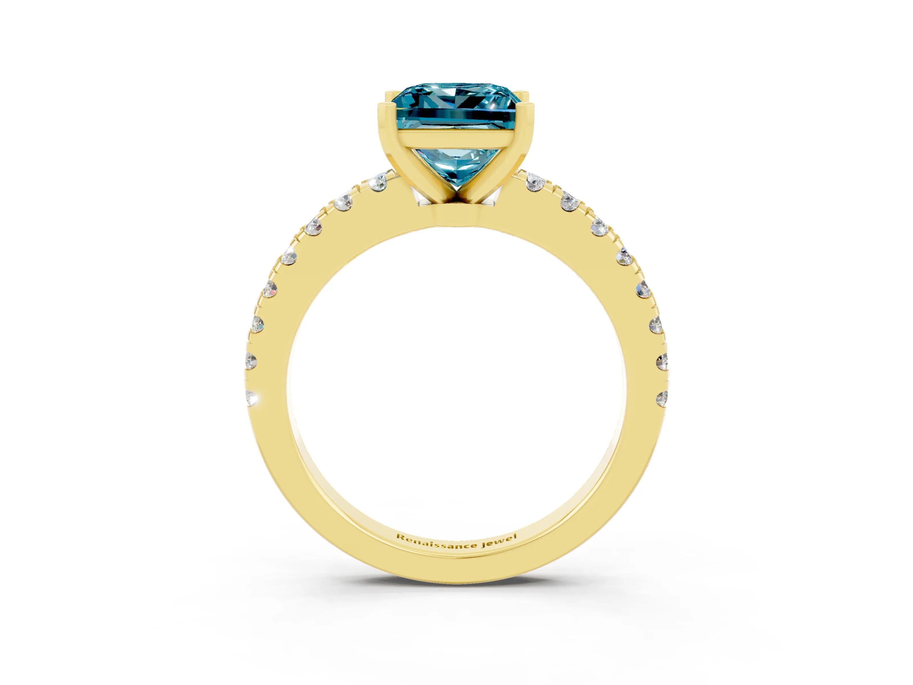Yellow gold Princess Cut Solitaire Diamond with Pavé Band and Four-Prong Setting_3
