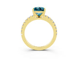 Yellow gold Princess Cut Solitaire Diamond with Pavé Band and Four-Prong Setting_3