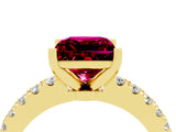 Yellow gold Princess Cut Solitaire Diamond with Pavé Band and Four-Prong Setting_4