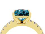 Yellow gold Princess Cut Solitaire Diamond with Pavé Band and Four-Prong Setting_4