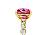 Yellow gold Princess Cut Solitaire Diamond with Pavé Band and Four-Prong Setting_5