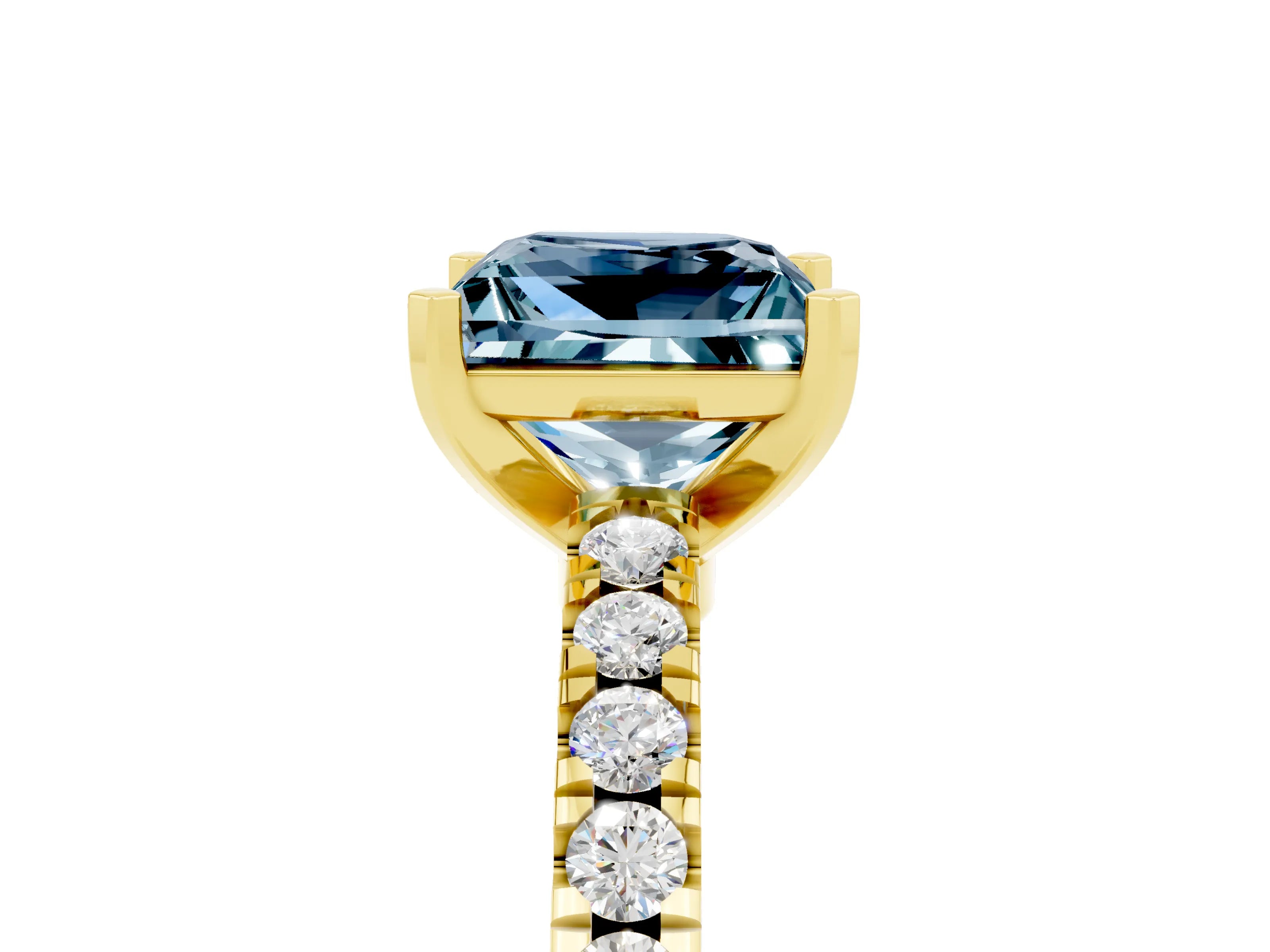 Yellow gold Princess Cut Solitaire Diamond with Pavé Band and Four-Prong Setting_5