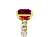 Yellow gold Princess Cut Solitaire Diamond with Pavé Band and Four-Prong Setting_5