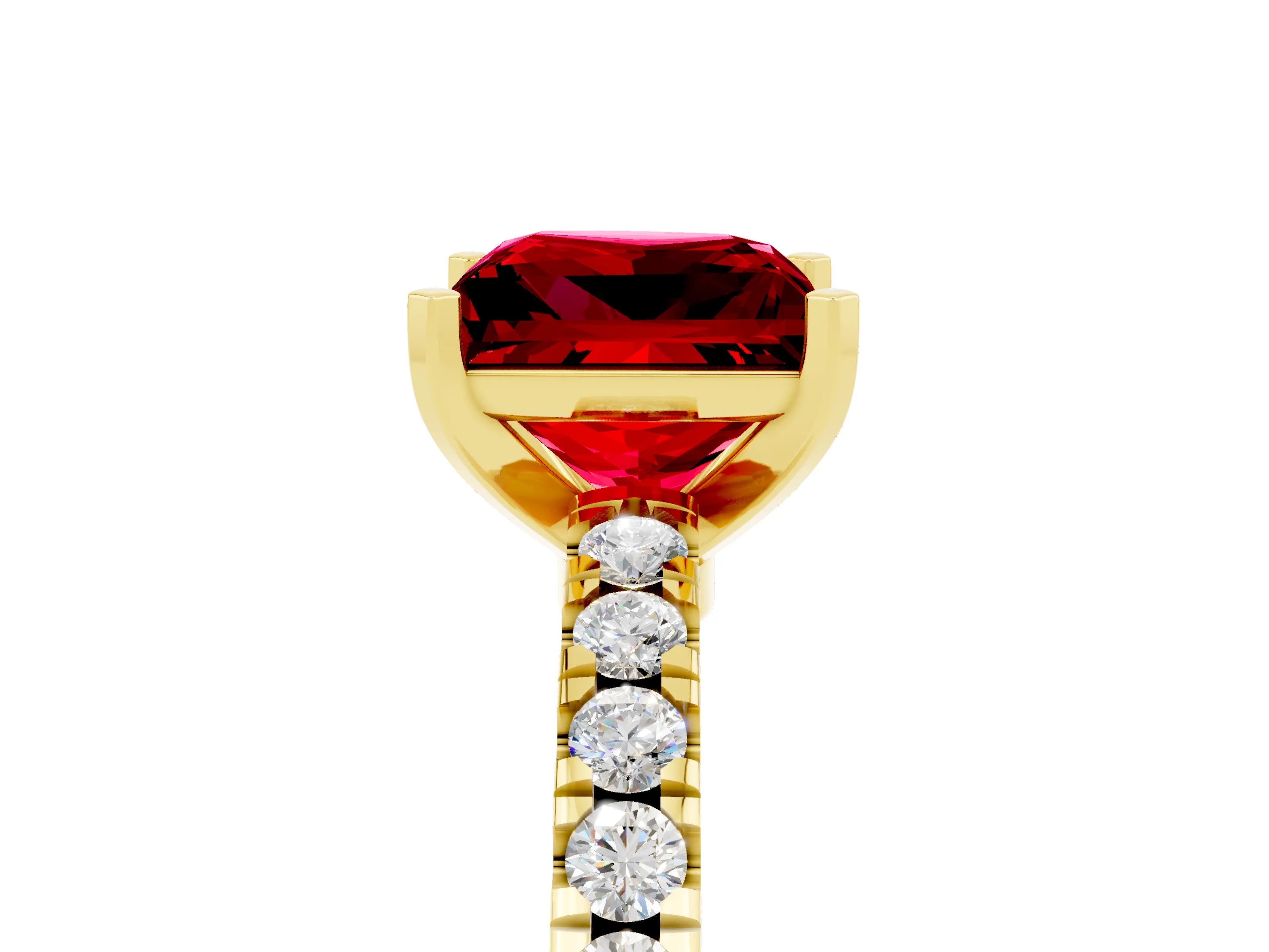 Yellow gold Princess Cut Solitaire Diamond with Pavé Band and Four-Prong Setting_5