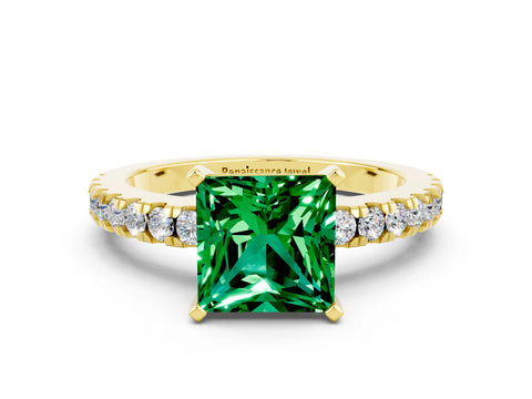 Yellow gold Princess Cut Solitaire Diamond with Pavé Band and Four-Prong Setting