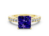 Yellow gold Princess Cut Solitaire Diamond with Pavé Band and Four-Prong Setting