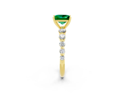 Yellow gold Princess Cut Solitaire Emerald Ring with Pave Band and Four-Prong Setting_2
