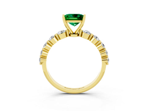Yellow gold Princess Cut Solitaire Emerald Ring with Pave Band and Four-Prong Setting_3