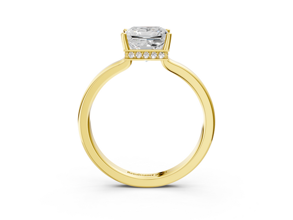 Yellow gold Princess Cut Solitaire Engagement Ring with Four-Prong Setting on a Classic Band