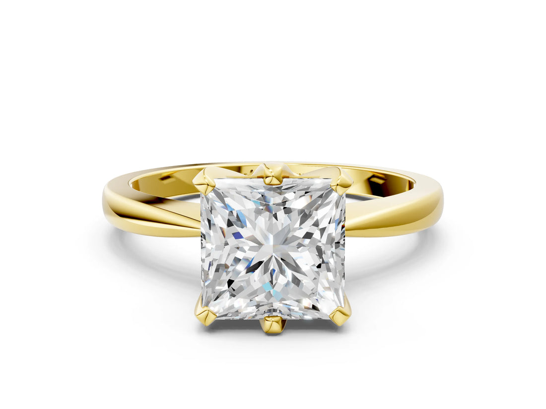 Yellow gold Princess Cut Solitaire Engagement Ring with Six-Prong Setting and Tapered Band_7