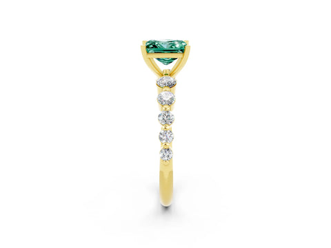 Yellow gold Princess Cut Solitaire Green Sapphire Ring with Pave Band and Four-Prong Setting_2