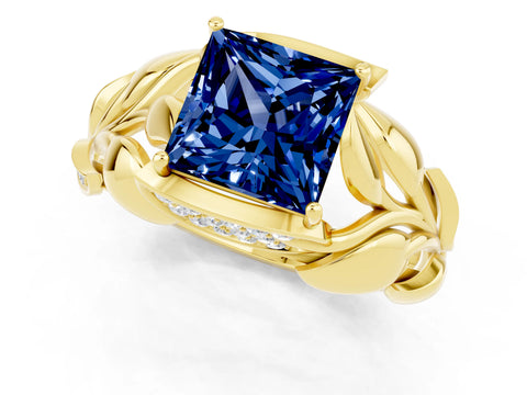Yellow gold Princess Cut Solitaire Leaf-Inspired Engagement Ring with Prong Setting_1