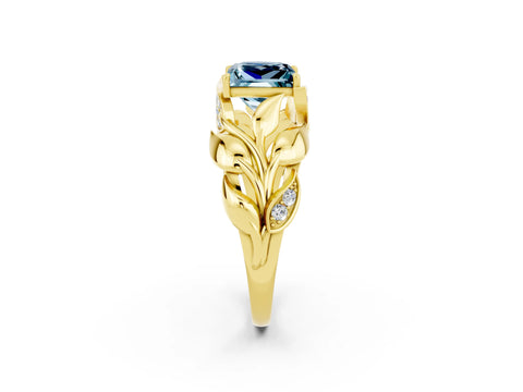 Yellow gold Princess Cut Solitaire Leaf-Inspired Engagement Ring with Prong Setting_2