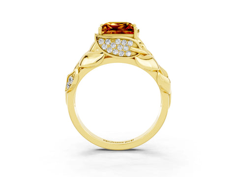 Yellow gold Princess Cut Solitaire Leaf-Inspired Engagement Ring with Prong Setting_3