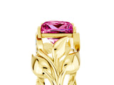 Yellow gold Princess Cut Solitaire Leaf-Inspired Engagement Ring with Prong Setting_5