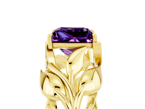 Yellow gold Princess Cut Solitaire Leaf-Inspired Engagement Ring with Prong Setting_5