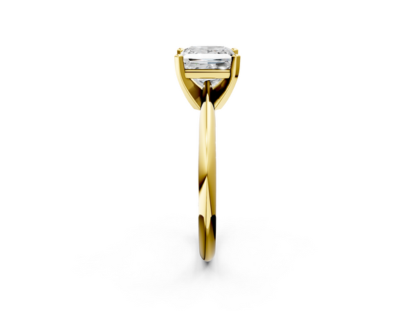 Yellow gold Princess Cut Solitaire Ring with Four-Prong Setting on a Classic Band