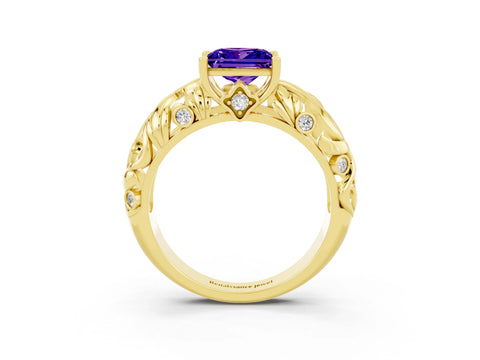 Yellow gold Princess Cut Solitaire Tanzanite Leaf-Inspired Vine Band Ring with Prong Setting_3