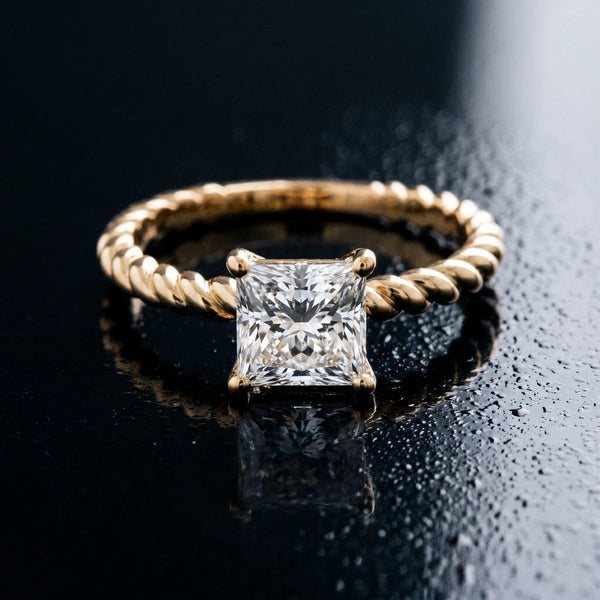 Yellow gold Princess Cut Solitaire Twisted Band Ring with Four-Prong Setting