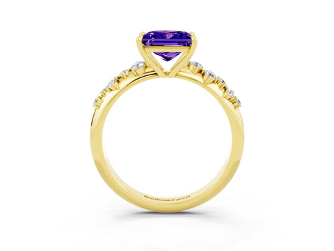 Yellow gold Princess Cut Tanzanite Cluster Side Stone Solitaire Ring with Prong Setting_27
