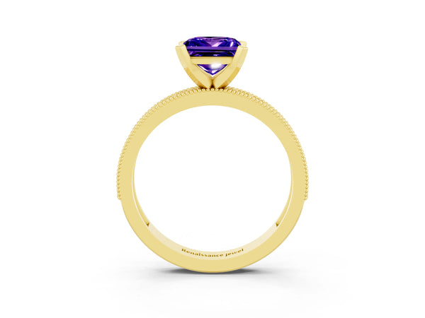 Yellow gold Princess Cut Tanzanite Milgrain Pavé Engagement Ring with Four-Prong Setting